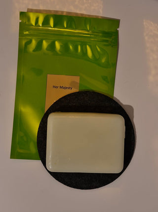 Her Majesty (Organic Oud Soap)